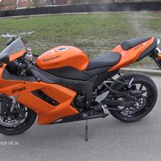 Kawasaki ZX6R