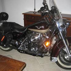 Harley Davidson Road King Classic