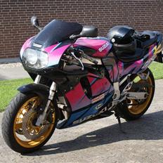 Suzuki GSX-R 750 W 