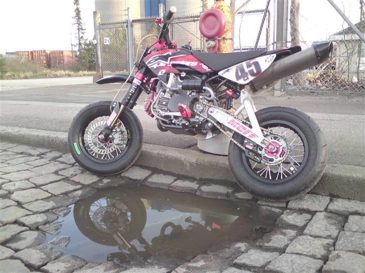 Honda pro circuit custom #45 billede 8