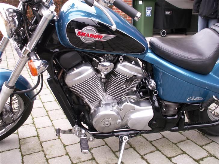 Honda VT 600 Shadow [Solgt] - V-motor hvad ellers :) billede 2