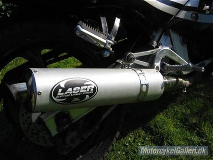 Suzuki GSXR 250 billede 4