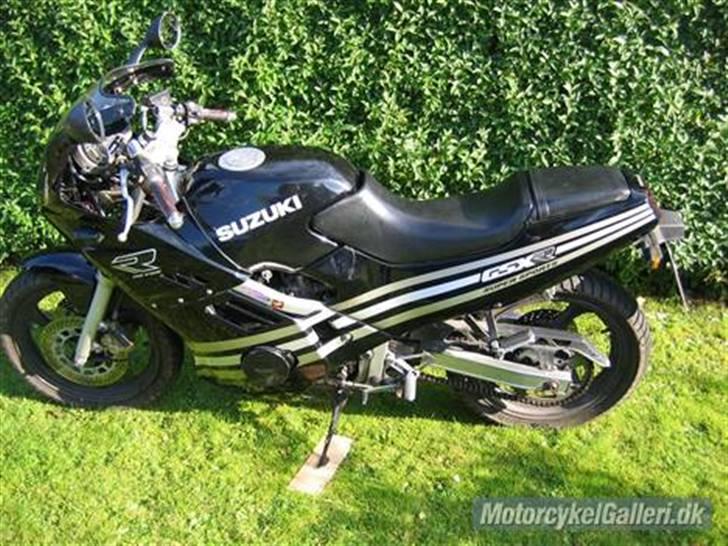 Suzuki GSXR 250 billede 5