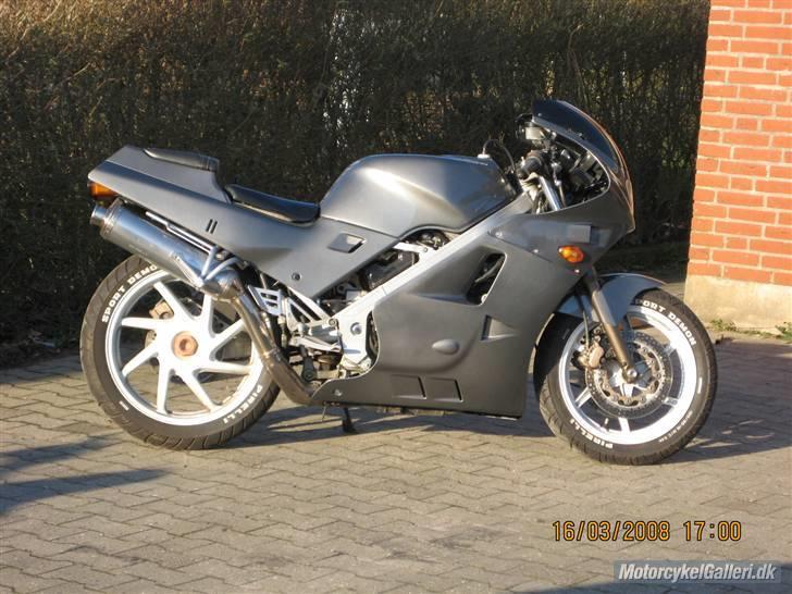 Honda Vfr 400 R NC 24-Solgt billede 1