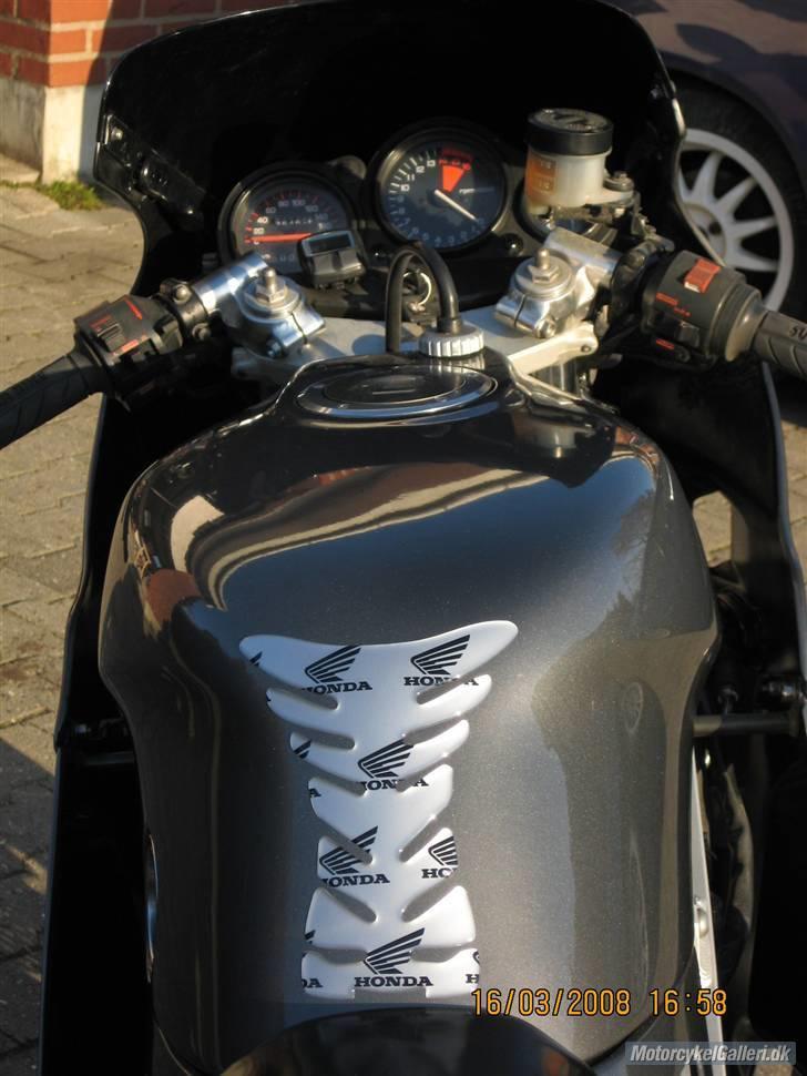 Honda Vfr 400 R NC 24-Solgt billede 3