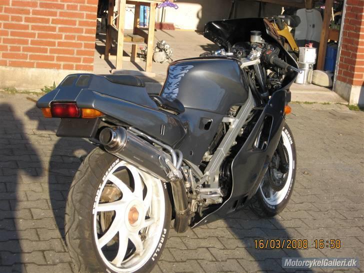 Honda Vfr 400 R NC 24-Solgt billede 4