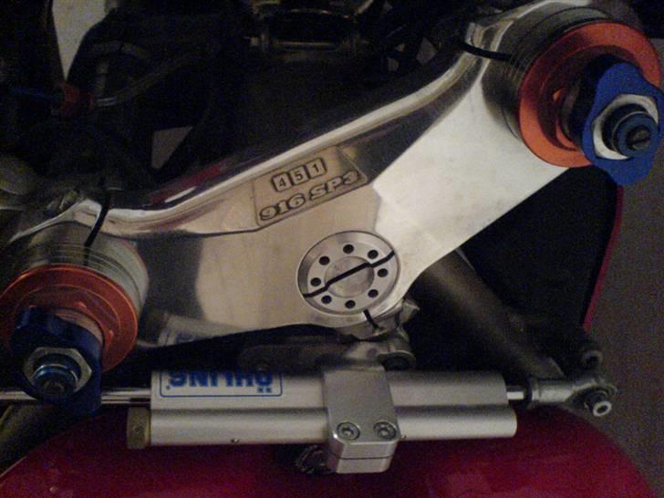 Ducati 916 SP3 nr. 451 - Beviset på at det er en ægte SP3´er, da der desværre var nogen herinde der ikke troede på mig, da jeg sagde at det var en ægte SP3´er??? Dem om det!!! ;-) billede 13