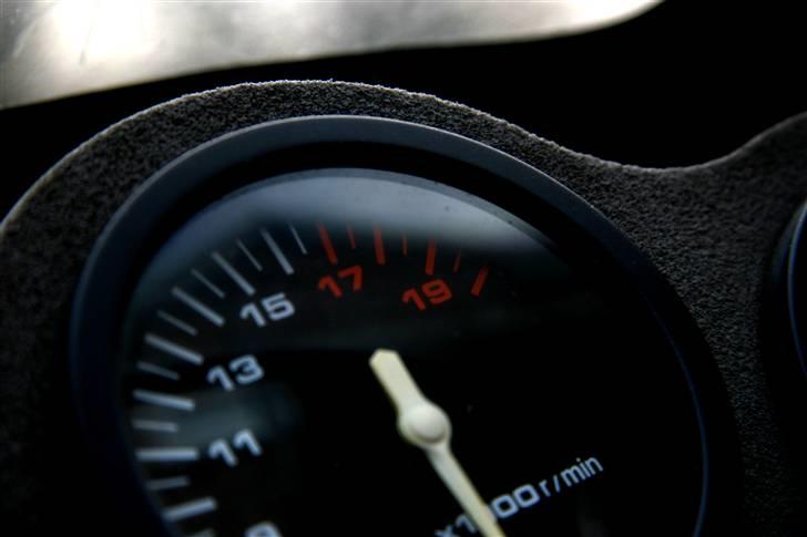 Suzuki GSXR 250 - The thin red line billede 6