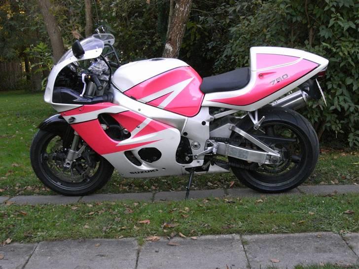 Suzuki GSX-R 750 *Solgt* billede 1