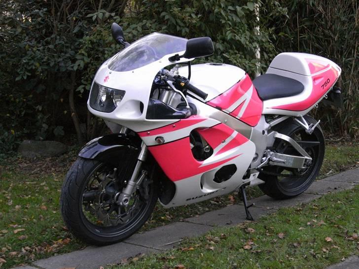 Suzuki GSX-R 750 *Solgt* billede 5