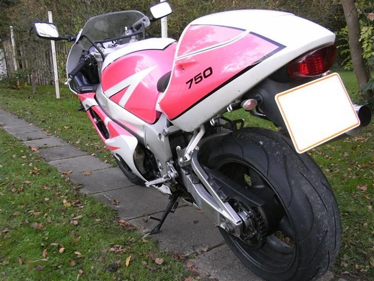 Suzuki GSX-R 750 *Solgt* billede 10