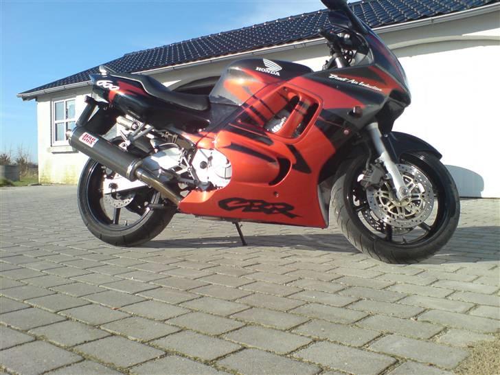 Honda cbr 600 F  billede 1