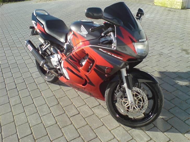 Honda cbr 600 F  billede 3