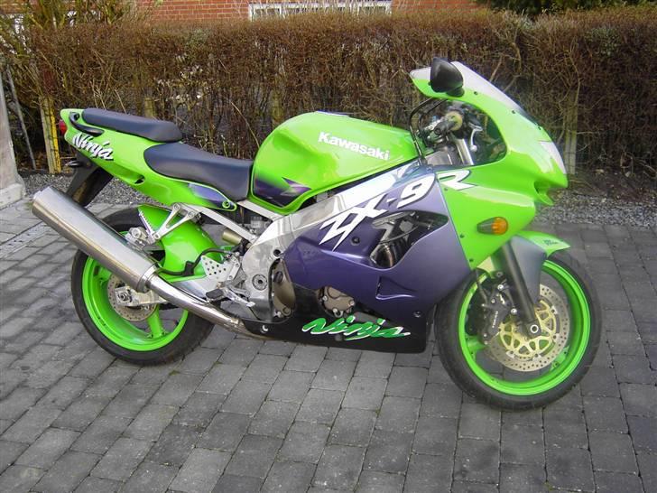 Kawasaki ZX9R *Flyttet fra hende* billede 6