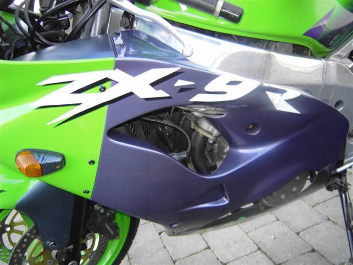 Kawasaki ZX9R *Flyttet fra hende* billede 8