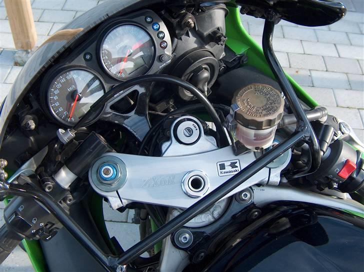 Kawasaki zx6r SOLGT billede 7