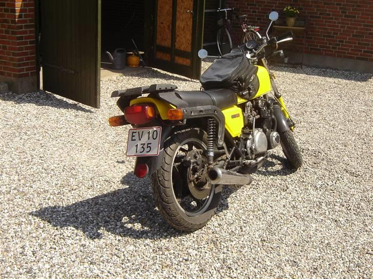 Suzuki gs550 billede 2