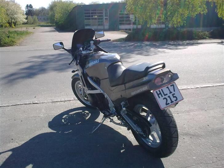 Kawasaki GPZ 600 billede 5