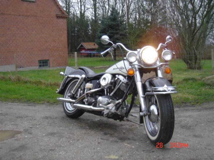 Harley Davidson Duo Glide billede 1