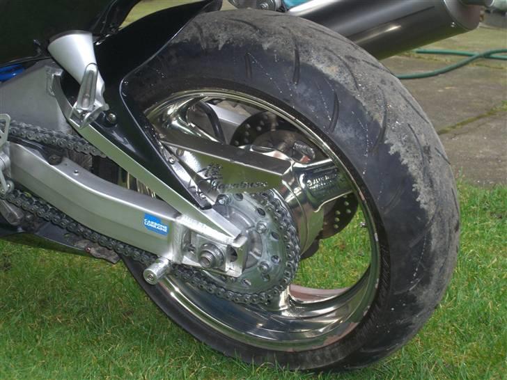 Suzuki GSX1300R Hayabusa   :Dark billede 5