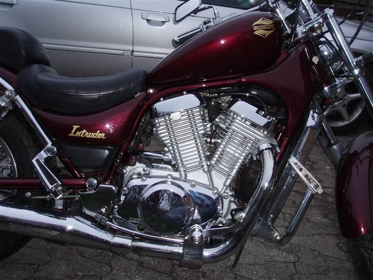 Suzuki Vs 700 Intruder billede 3