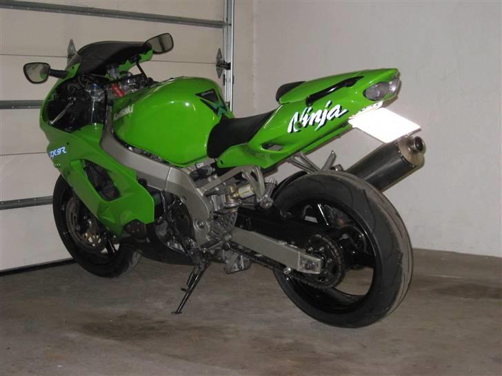 Kawasaki zx9r (Solgt) billede 11