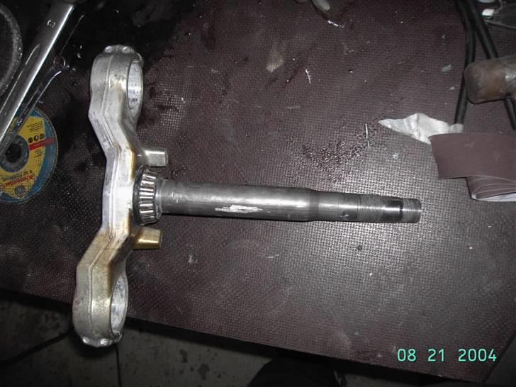 Yamaha fzr 1000 streetfighter  - men så måtte der jo lige "krympes" en anden i billede 10