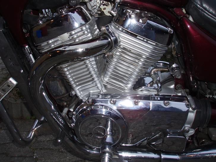 Suzuki Vs 700 Intruder billede 7