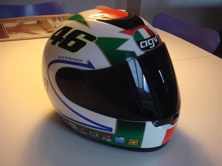 Yamaha R6 billede 12