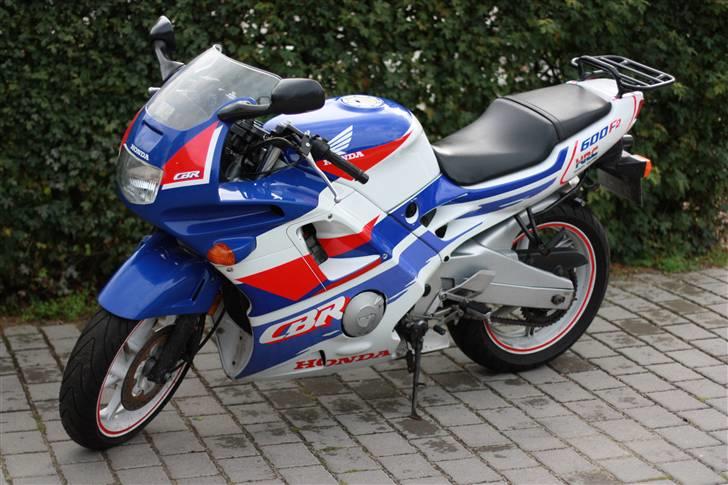 Honda *SOLGT* Cbr 600 f2  billede 2