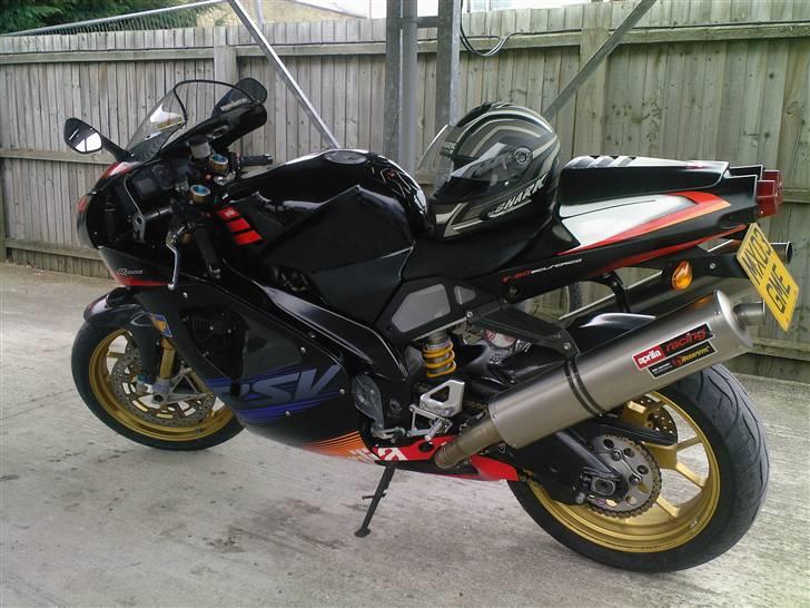 Aprilia RSV Mille R - Som den så ud da den blev hentet i UK billede 1