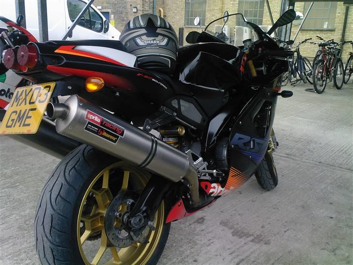 Aprilia RSV Mille R billede 2