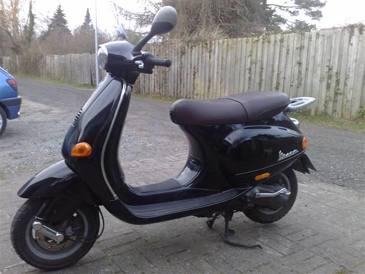 Vespa ET4 billede 2
