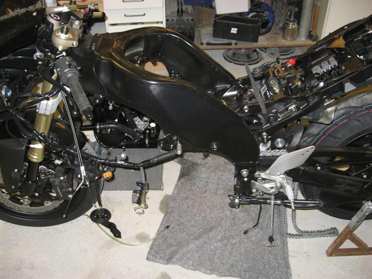 Kawasaki ZX10R (Solgt) billede 3