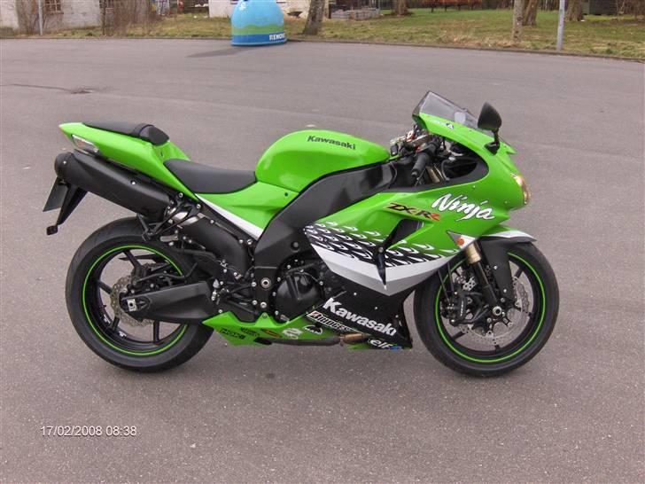 Kawasaki ZX 10 R - SOLGT billede 3
