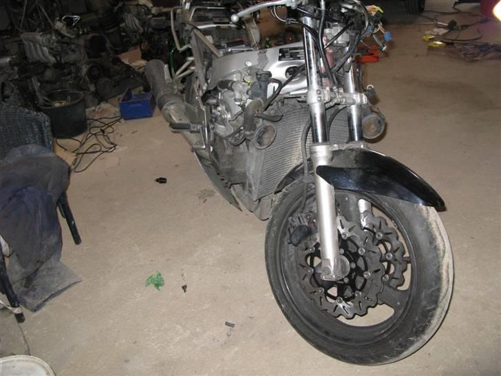 Suzuki RF600R - SOLGT - Nu med galfer waves og klodser billede 20