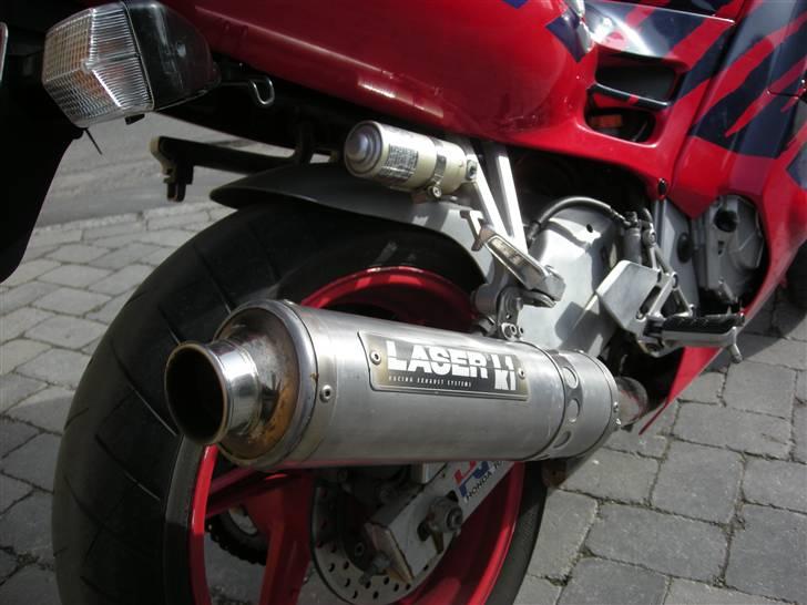 Honda CBR 600f - Far´s Laser udstødning billede 10