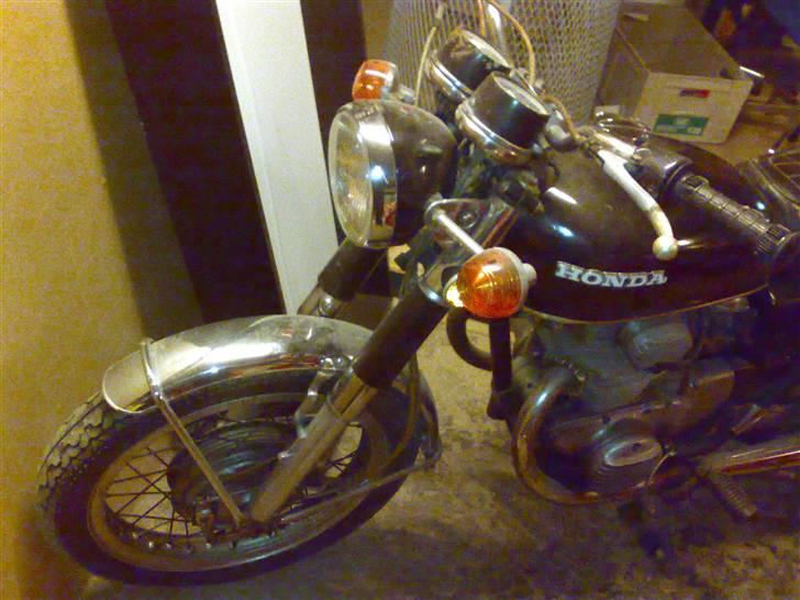 Honda CB 350 billede 1