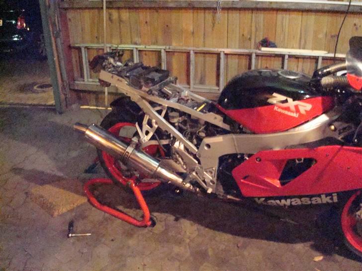 Kawasaki ZXR 750 H2 - Uden bagende billede 16