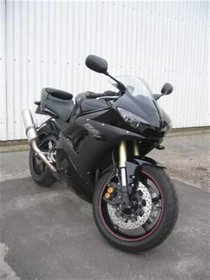 Yamaha YZF R6 billede 4