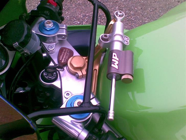 Kawasaki ZX9R Ninja solgt billede 10