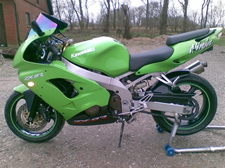 Kawasaki ZX9R Ninja solgt billede 13