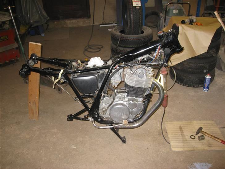 Yamaha SR 500 billede 2