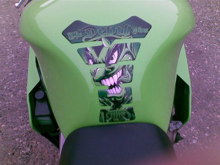 Kawasaki ZX9R Ninja solgt billede 19