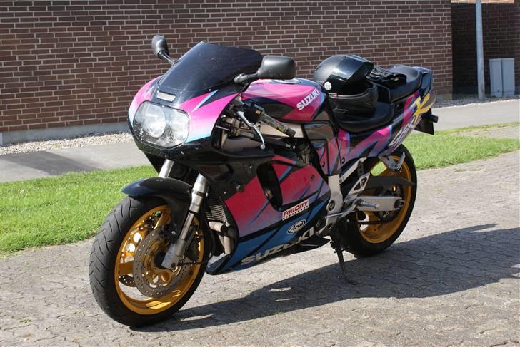 Suzuki GSX-R 750 W  billede 1