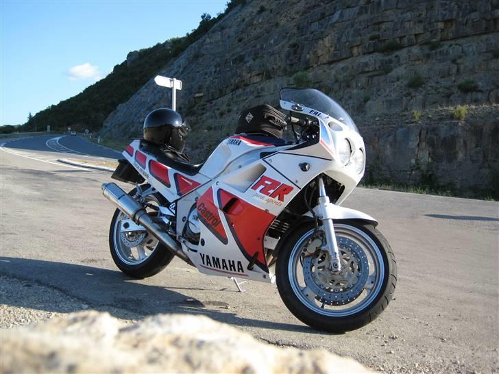 Yamaha fzr 1000 billede 2