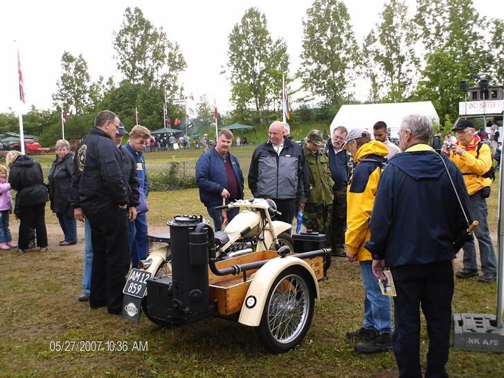 Nimbus C med Gasgenerator - Her er vi til veterantræf i Græsted, de går meget op i drivmiddel som fremskaffes med ild (damp & gengas) det er hvert år i pinsen.  billede 6