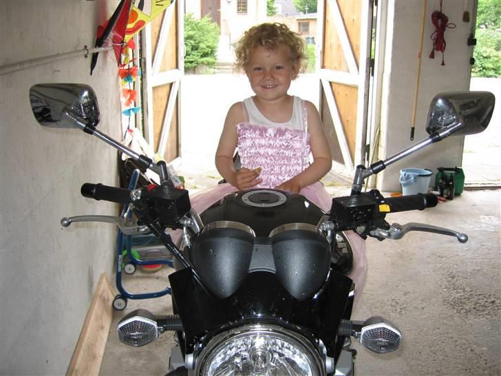 Suzuki bandit 1250 Naked - Hvornår er jeg så 135 cm høj ?? billede 5