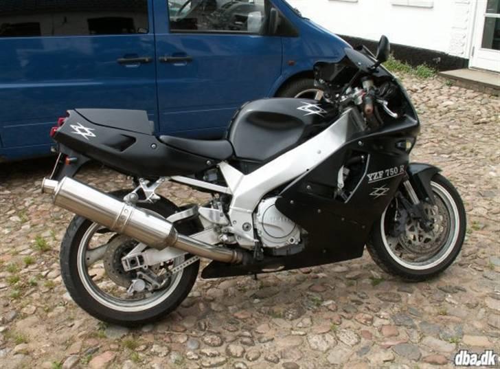 Yamaha YZF 750 R billede 2