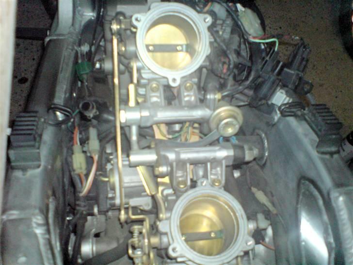 Suzuki TL1000R  Solgt billede 13